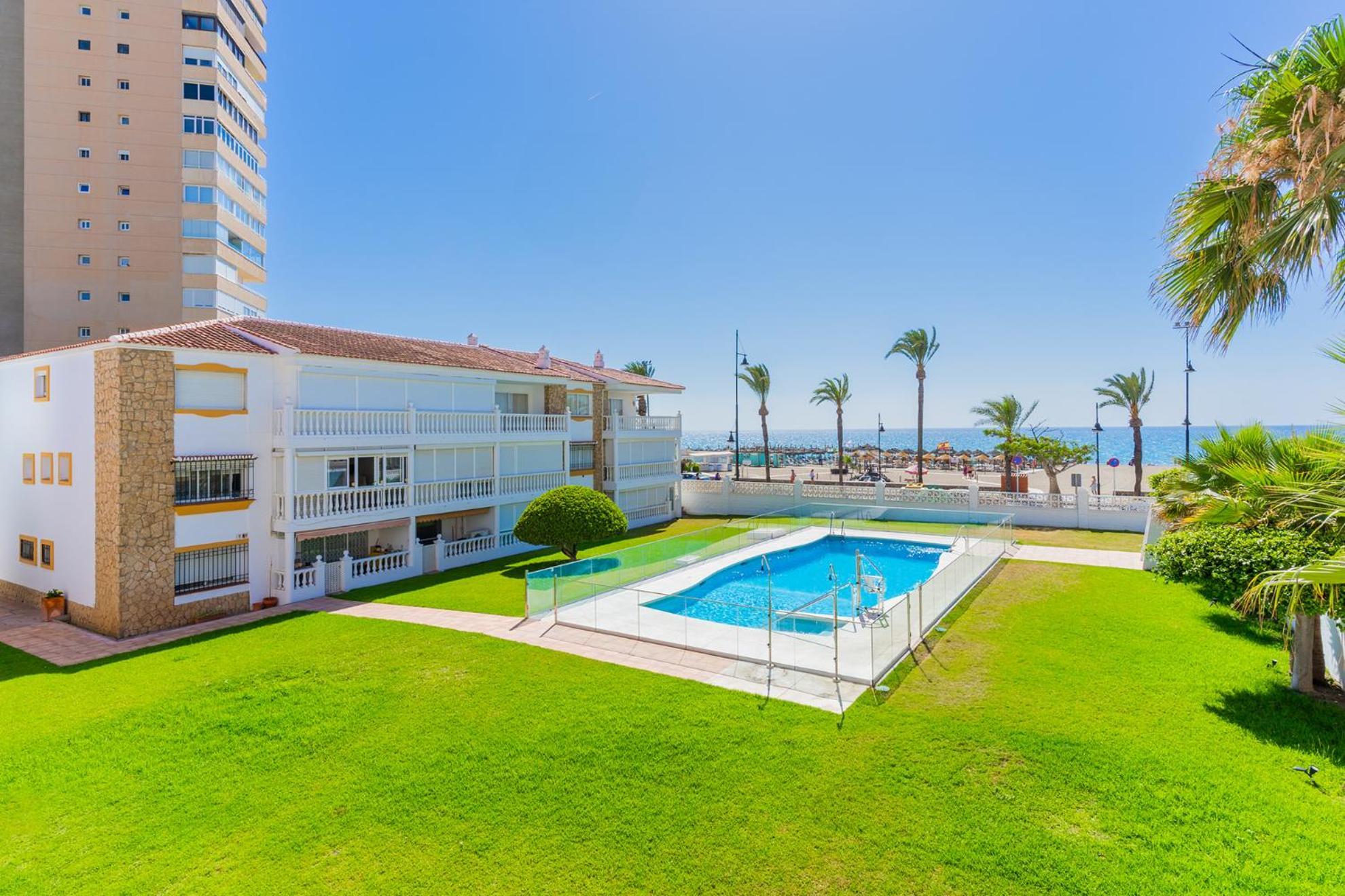 Torremolinos Playamar Primera Linea De Playa Urb. La Farola Luaran gambar