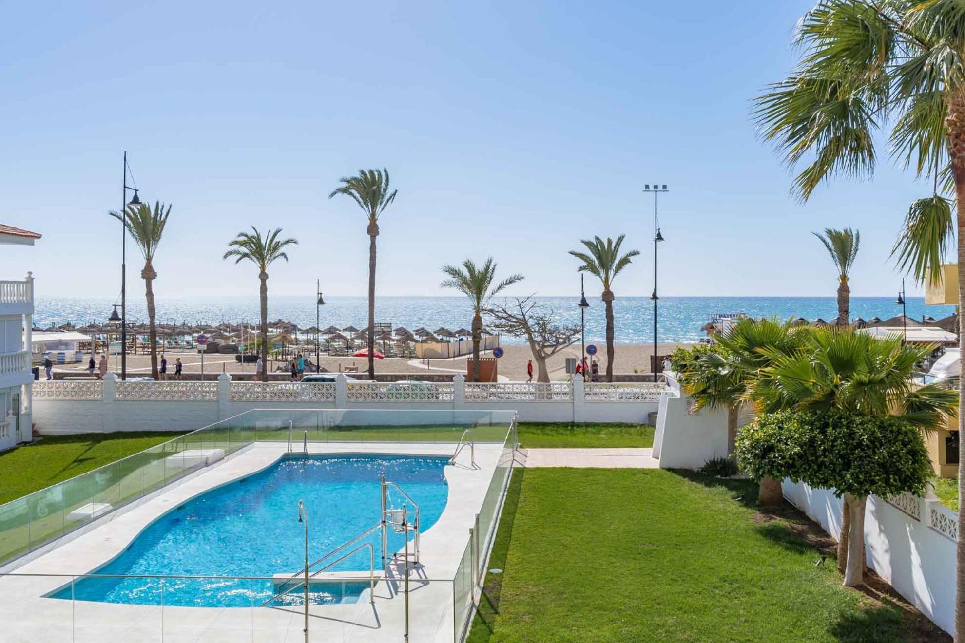 Torremolinos Playamar Primera Linea De Playa Urb. La Farola Luaran gambar